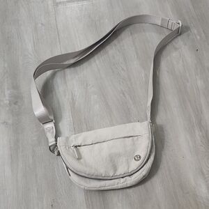 Lululemon All Night Festival Bag